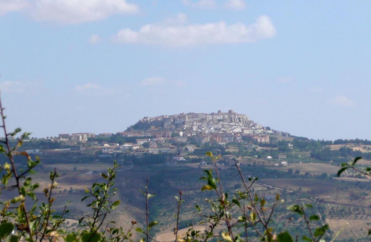 Maison De Famille Acerenza Luaran gambar