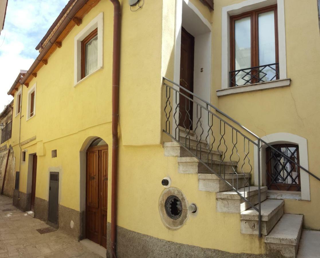 Maison De Famille Acerenza Luaran gambar
