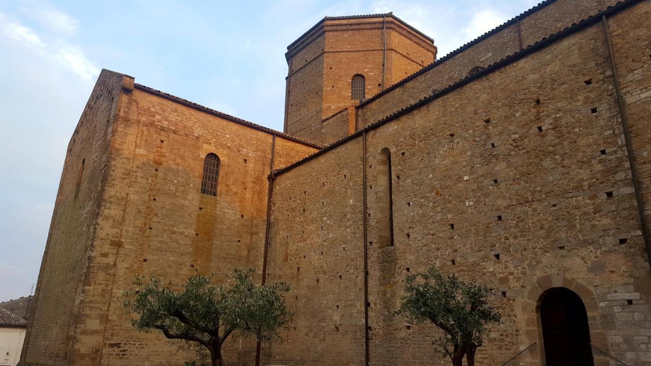 Maison De Famille Acerenza Luaran gambar